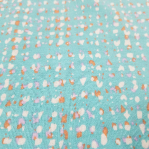 **PRICE DROP!!** LulaRoe Irma - Size L - Picture 2 of 8